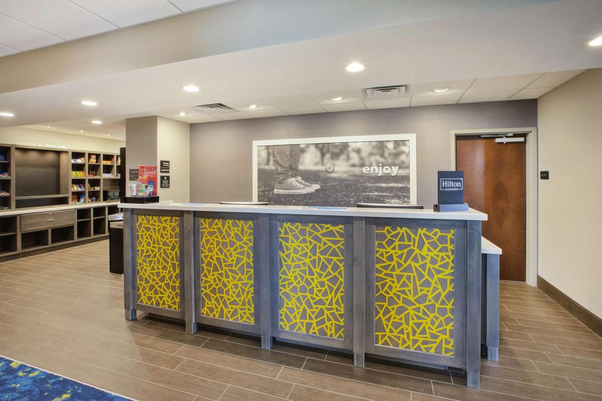 Hampton Inn & Suites By Hilton, Southwest Sioux Falls Zewnętrze zdjęcie
