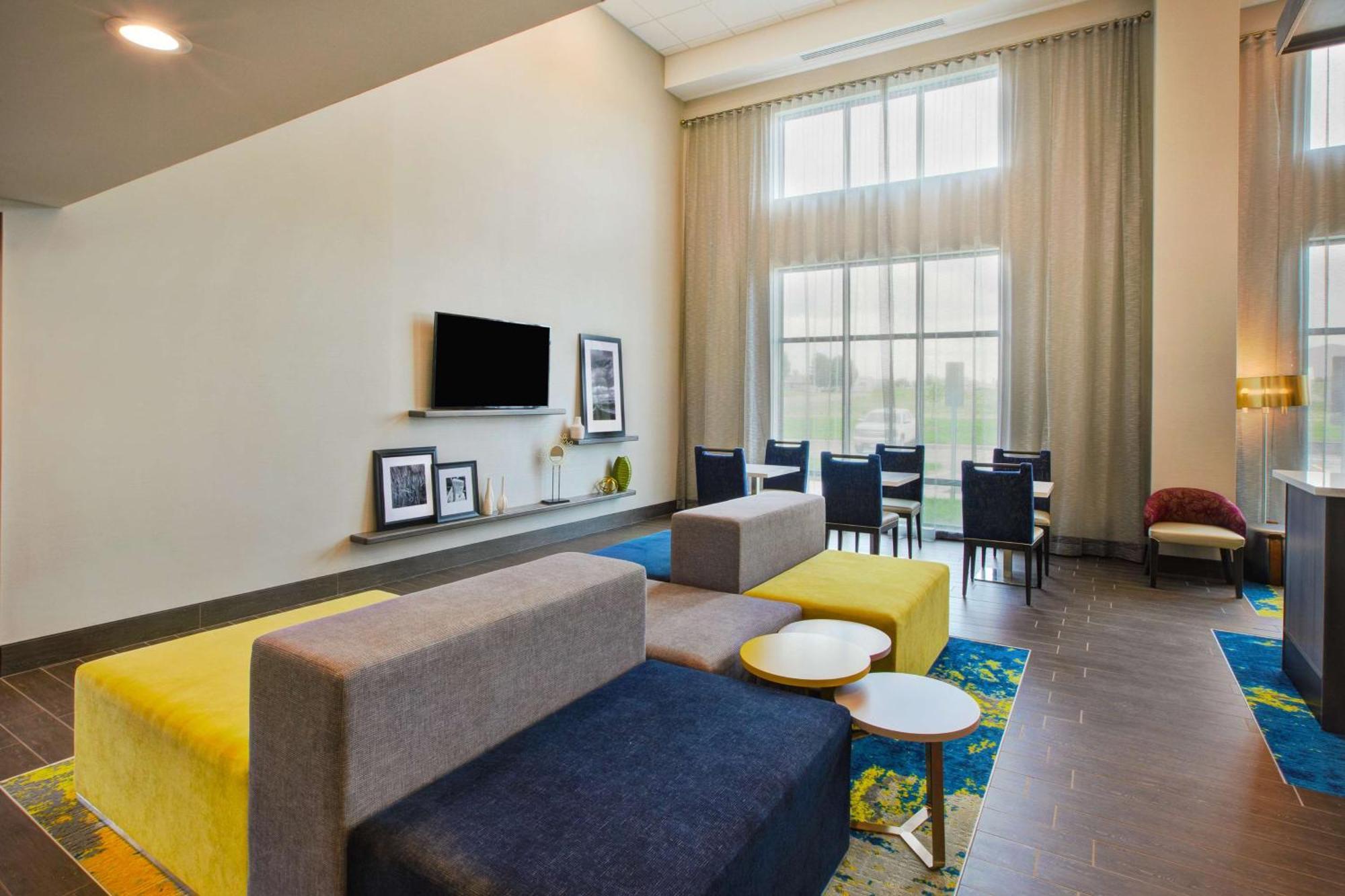 Hampton Inn & Suites By Hilton, Southwest Sioux Falls Zewnętrze zdjęcie